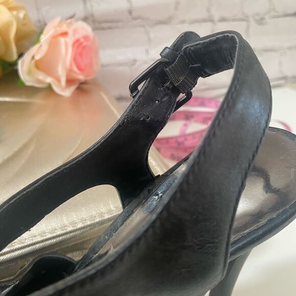 Carlos Santana Women's Black High Heel Platform Sandals - Picture 6 of 12